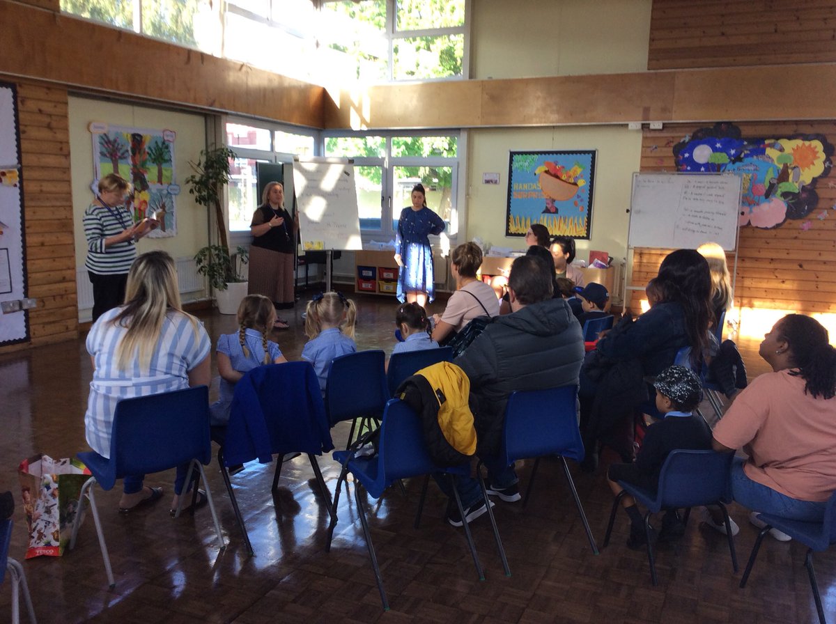 AnnesReception's tweet photo. Thank you to all the parents that attended our phonics meeting this morning. Here’s to our successful partnership! @StAnnesCPS https://t.co/AWzfVmEj3F