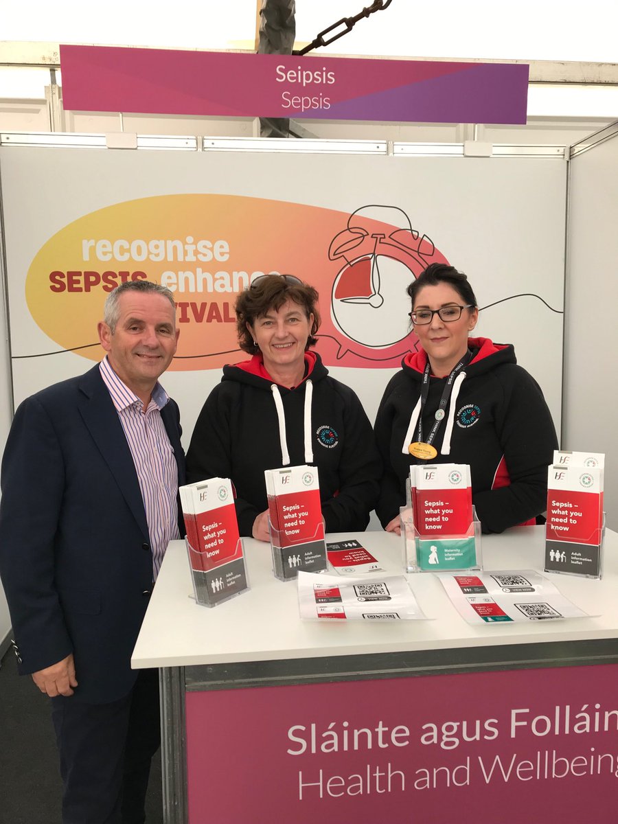 Sepsis awareness at the ploughing championships with HSE CEO Mr Paul Reid. Please come and visit us at Block 3, Row 21, Stand 458. #recognisesepsis ⁦<a href="/BridAOSullivan/">Bridie O'Sullivan</a>⁩ ⁦<a href="/SineadHorgan1/">Sinead Horgan</a>⁩ @annette76973737