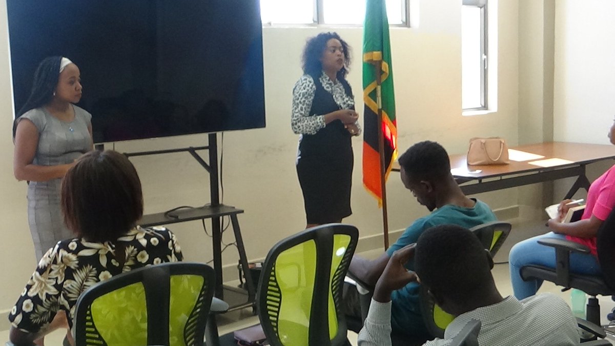 MummyMichael's tweet photo. 17/08/19
Key things 2 consider when applying for the #mwf19:
*What is yo WHY?
*How is yo work effecting social change (track record)?
*Own yo work & passionately tell yo story
*Age: 25-35years
*Show yo commitment 2 coming back2 Africa2 scale yo work.
#mwf19 #information_session https://t.co/WUjgeabmkH