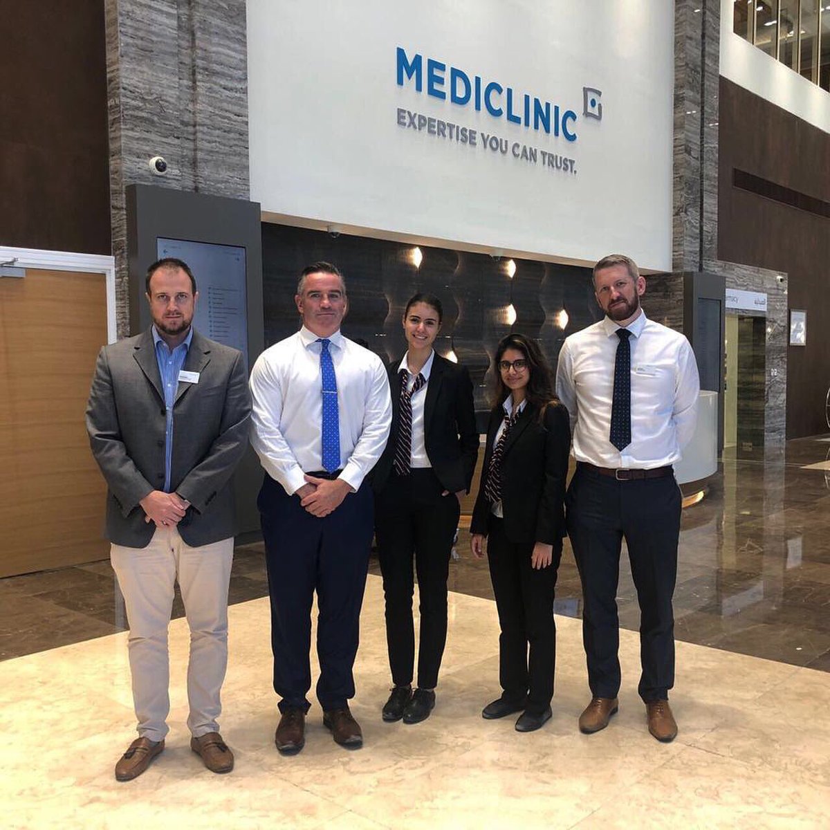 SCSDubai's tweet image. Two of our future medics building partnerships as part of the Sixth Form REACH programme. They are both looking forward to spending some time at Mediclinic this year to prepare them for the future #SCSyear12 #SCSsixthform #SCSreach #SCSsuccess #SCScareers #SCSworkexperience