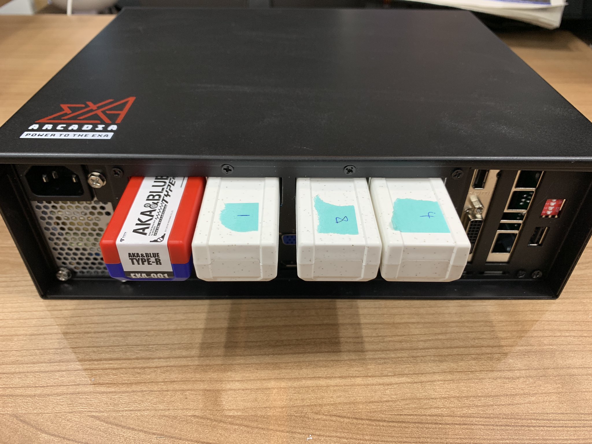 006P電池電源基板: 基板・ブレッドボード・ラグ板 秋月電子通商