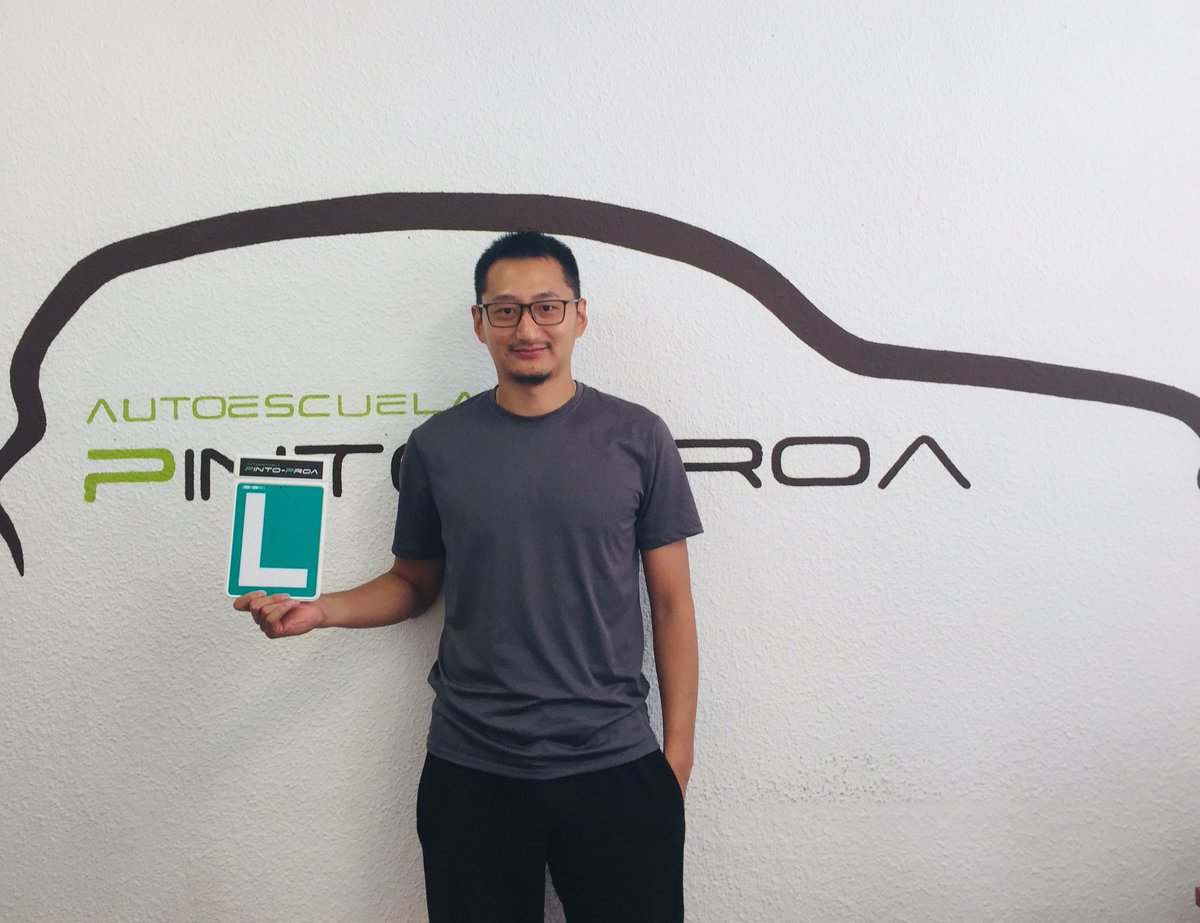 PintoProa's tweet photo. .
🚗Enhorabuena por el Apto en el permiso B a Arancha y Xichen

🛵Y también a nuestros moteros Pablo, Belen y Ricardo por su apto en el permiso A2.

👏🏼A disfrutarlo chicos!!!
#autoescuela #pintoproa #apto #permisob #permisoa2 #dg https://t.co/YQRxxcqElO
