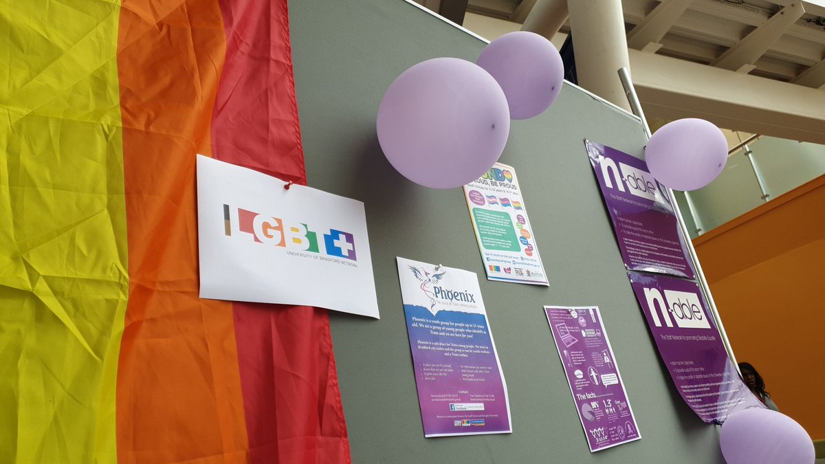 nablebradford's tweet photo. Staff networks making their presence known during welcome week, visit the stand in the atrium @UniofBradford #teamBradford https://t.co/lMRMfbmQtk