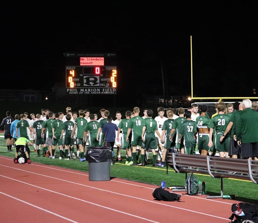 EmilyGeddes's tweet photo. Congratulations Ridley Boys Varsity Soccer Team on your 4-2 win over Garnet Valley! Go Ridley! ⚽ https://t.co/HGYxWnQsxl