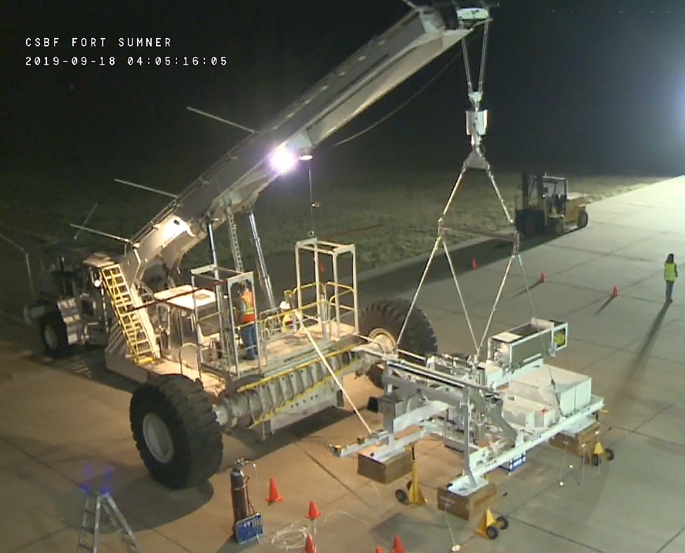 stratoballoon's tweet image. Now at NASA&apos;s balloon base in Ft.Sumner (NM) preparations underway to launch this morning #BITSE solar telescope as mission #699N. 

@csbfops live stream at: ustream.tv/channel/nasa-e…