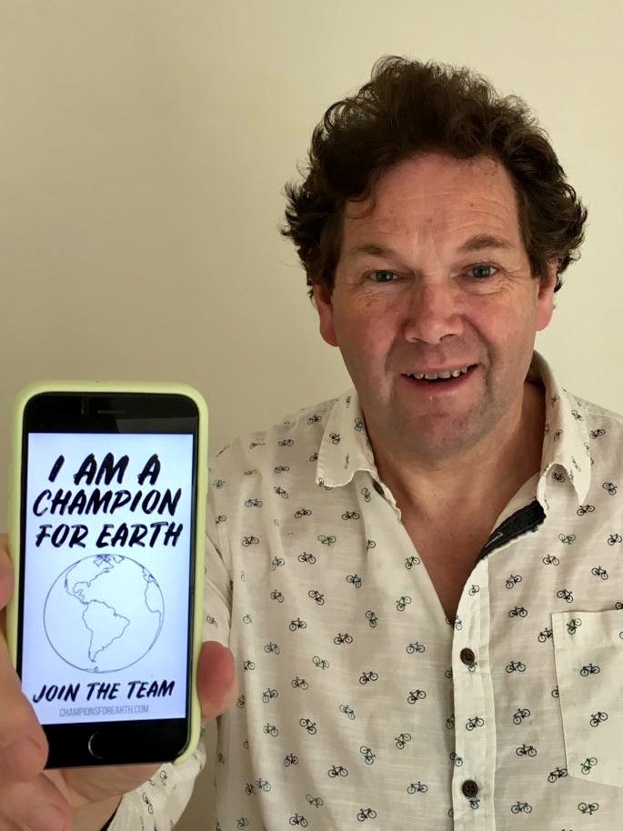 carboncoach's tweet photo. One Team. Join It.
π
π
β½οΈ
π
π§
βWhere are the adults?β
asks @GretaThunberg
Well... here come the athletes!
#joinC4E and support young people striking
#GlobalClimateStrike #standwithgreta https://t.co/p8bPWZLUVg