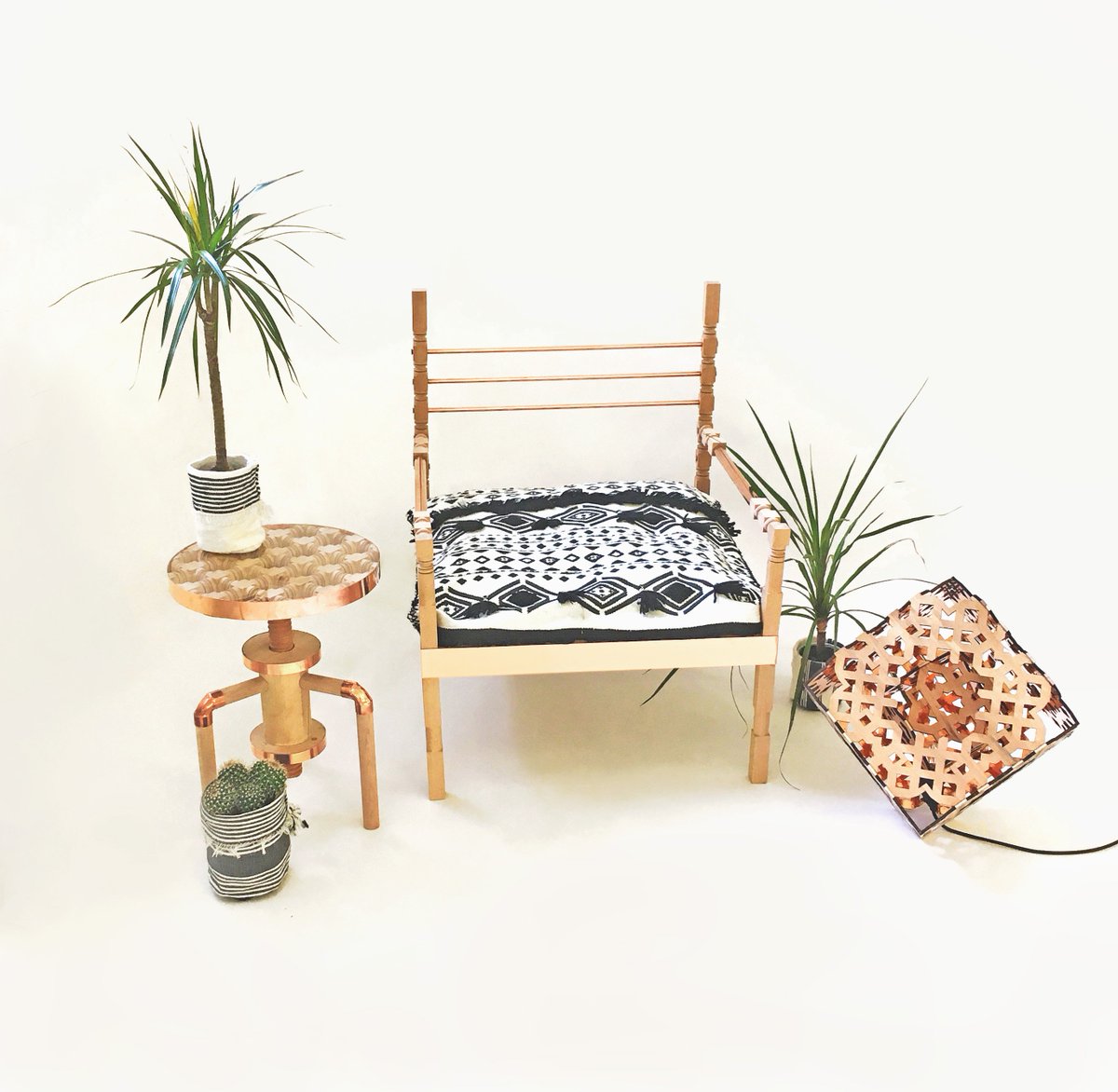 ARTSTHREAD's tweet image. See #DesignFresh at @designlondon #LDF19 until Saturday 21st - 30 emerging talents curated by @sunnyholt - with grads from @KingstonSchArt @CamberwellUAL @NTUArtandDesign @plymouthart ++

artsthread.com/news/ldf19-des…