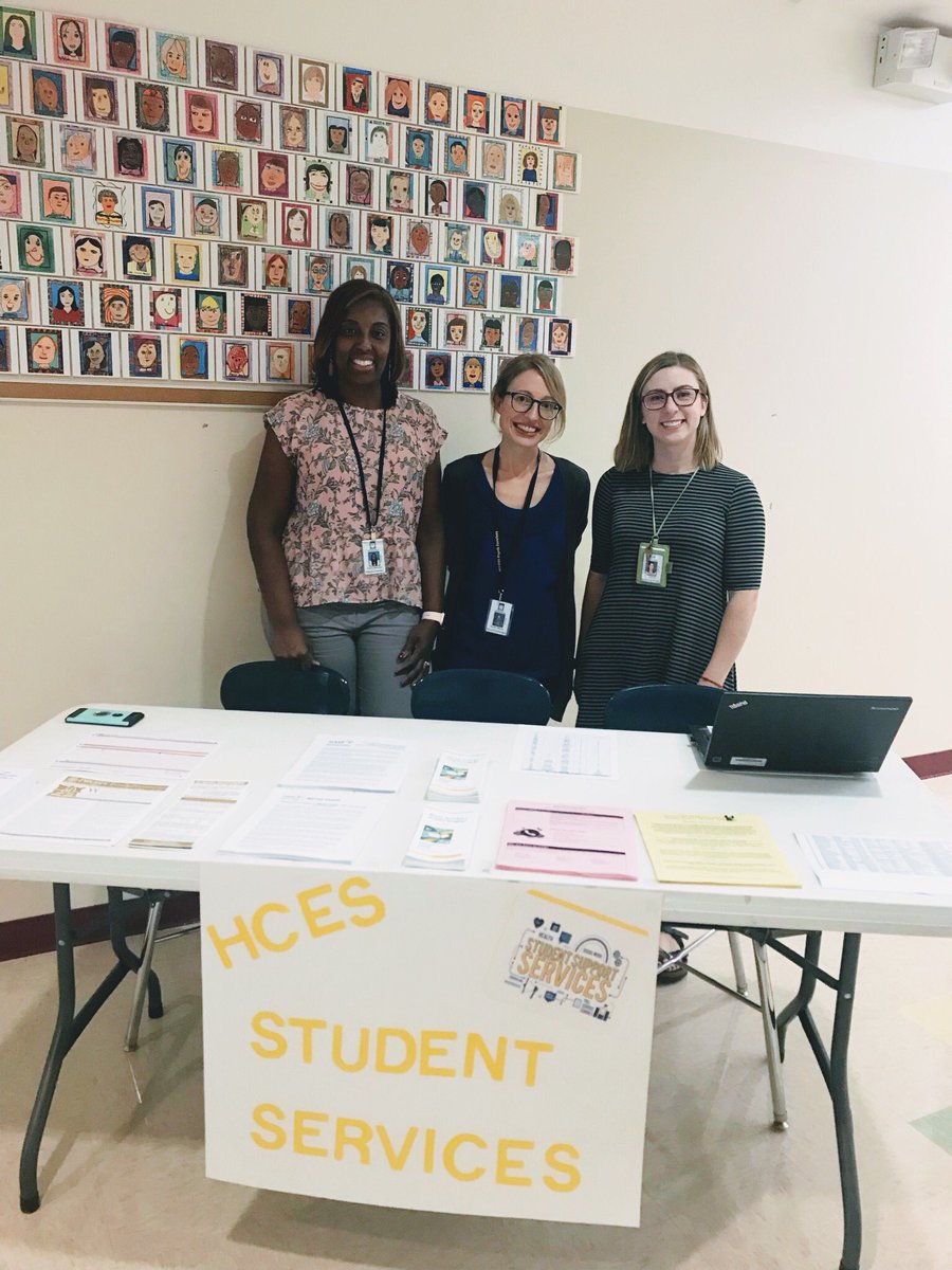 Gwen_McLean1's tweet image. Student Support Services Team @harriscreekelem excited to share resources and ways we support students at Parent Partnership Night! #buildingastrongcommunity #weareinthistogether #HCESrocks  @WakeSchCounslor