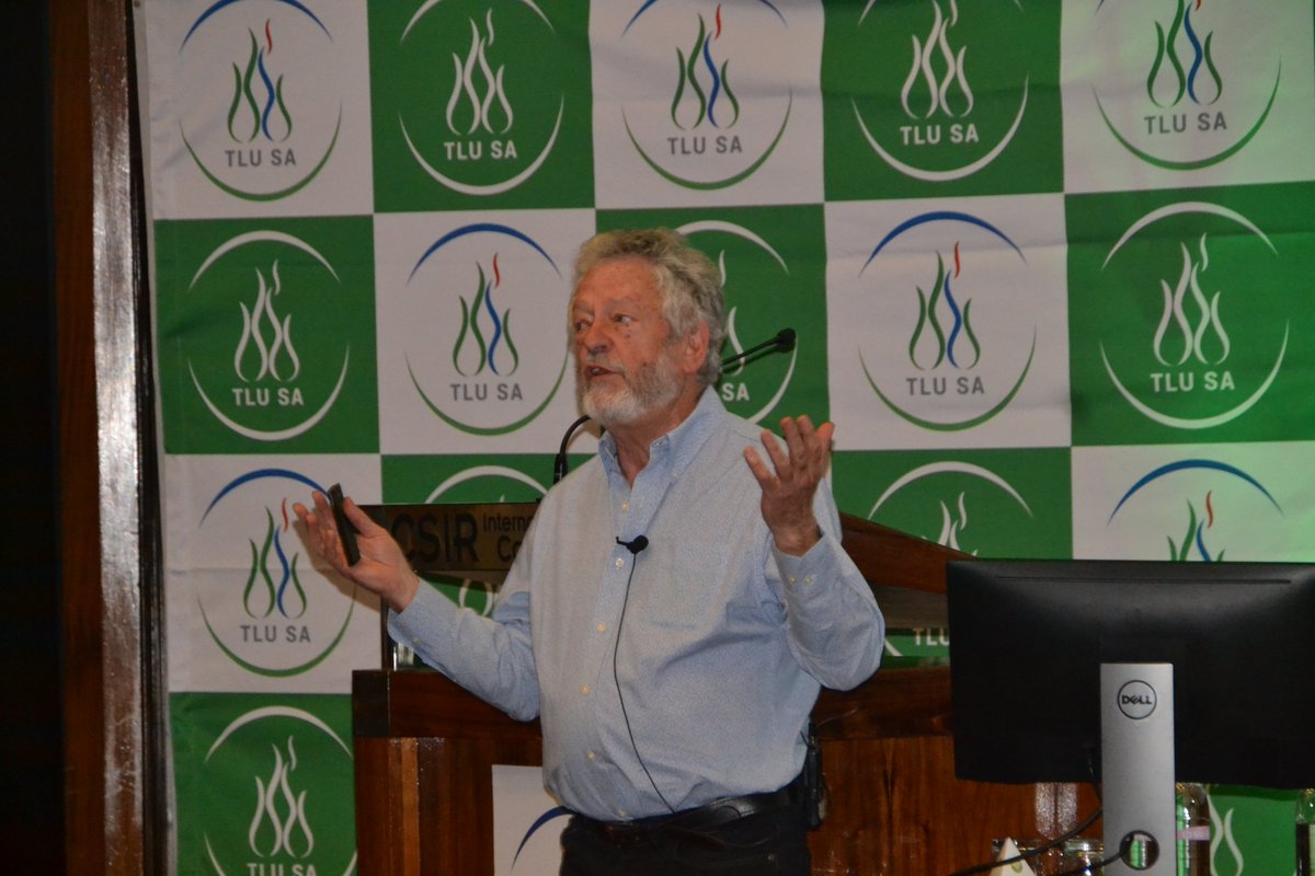 Ulrich Joubert, onafhanklike ekonoom, waarsku by die #TLUSAkongres2019 dat die 29% werkloosheidsyfer soos 'n swaard oor ons koppe hang. Dit is selfs 70% op die platteland. 17 731 402 mense is tans op welsyn wat 30% van ons bevolking is.