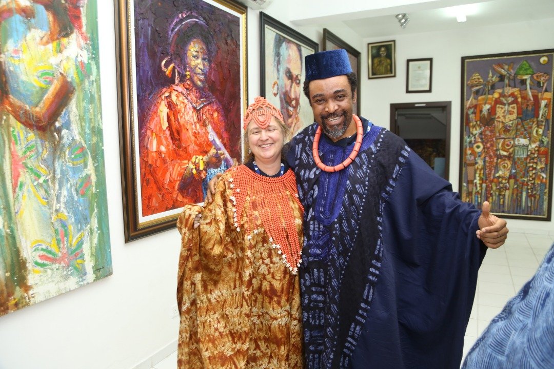 LBSNigeria's tweet photo. Lagos witnesses thousands of entrepreneurial and cultural activities daily and our #InternationalEMBAWeek participants got to experience some of these activities during their visit to the Balogun Business Association Market and the Nike Art Gallery yesterday. https://t.co/MvfroqX4gn
