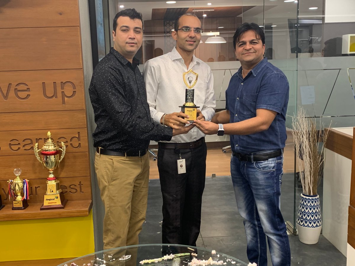 Rlogical's tweet image. Celebrating😁Employees 5 Years #WorkAnniversary
#Rlogical Techsoft Pvt Ltd wish both of you many more such anniversaries and much more success in the years ahead. 
#Rlogical #WorkAnniversary #LifeatRlogical #celebratingworkanniversary #RlogicalCelebrations #worklife #MobileApp