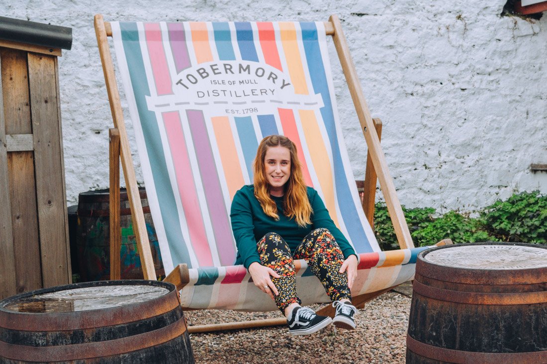 #ad Want to know the best things to do &amp; places to eat in Tobermory? 🌈 Check out my brand new blog featuring coastal walks, whisky, CHEESE, shopping, seafood, a giant steak, and Tobermory Youth Hostel 💙 thechaoticscot.com/tobermory-isle… <a href="/hostellingscot/">Hostelling Scotland</a> <a href="/VisitMull_Iona/">Visit Mull & Iona</a>