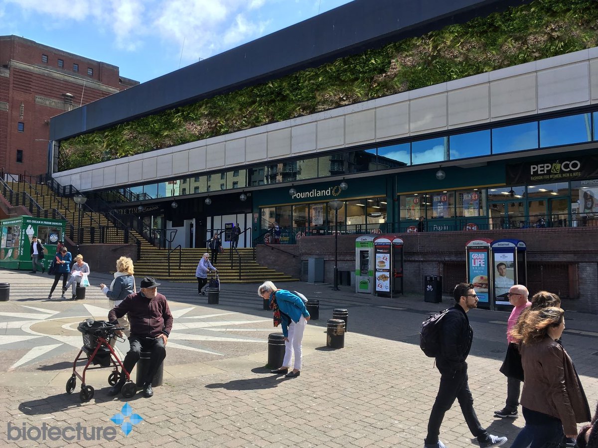 LpoolBIDcompany's tweet image. Great news! A green wall will be installed in @StJohnsShopping as part of @urbangreenUP a £3.5m EU funding for green initiatives. We're proud to be one of the partners of #UrbanGreenUp along with @merseyforest @lpoolcouncil &amp;amp; @LivUni 

Find out more 👇
liverpoolbidcompany.com/green-wall-ann…