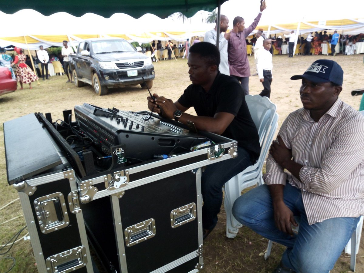 belocapro's tweet photo. #BELOCAPRO
#FDB
#MIDASM32
#X32
#TAMADRUMS
#MOXFS

IT WAS ANOTHER DELIVERY TIME AT THE FUNERAL CEREMONY OF LATE ELDER ANIEFIOK UWAH 75 @ATAN OFFOT, UYO. BELOCAPRO EXCELLENCE-ON-THA-GO.. https://t.co/4tCFcOSvmn