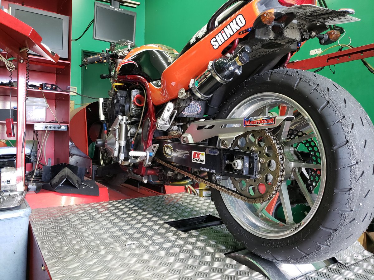 直線屋 ドラッグレース引退カウントダウン キャブ車はrtしてくれるらしい パワーならfcr 燃費とセッティングの楽さならtmr どっちも捨てがたい 直線屋 ドラッグレース引退カウントダウン キャブ車はrtしてくれるらしい パワーならfcr 燃費とセッティングの楽さならtmr どっちも捨てがたい