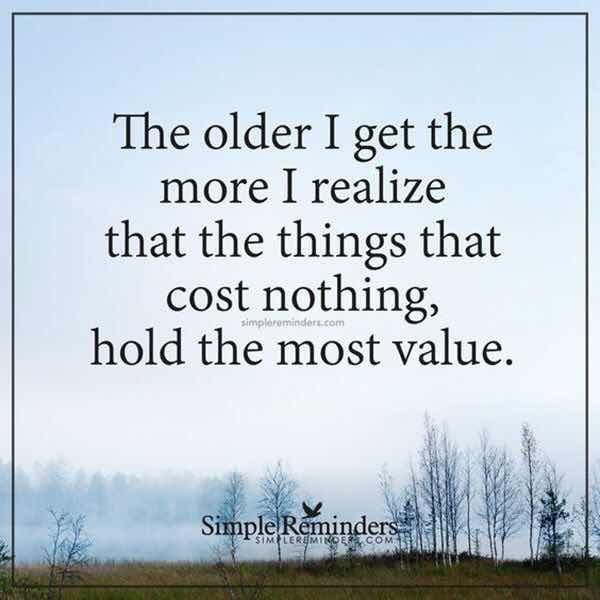 hsunderh's tweet photo. The greatest rewards in life are the friendships made along the way, kindness shared towards one another but most of all the memories made! Choose to make it a memorable day!
.
.
.
#livelovelaugh #live2love2laugh4life #page261of365 #liferewards #friendships #kindness #memories https://t.co/GvGe74J7Ng