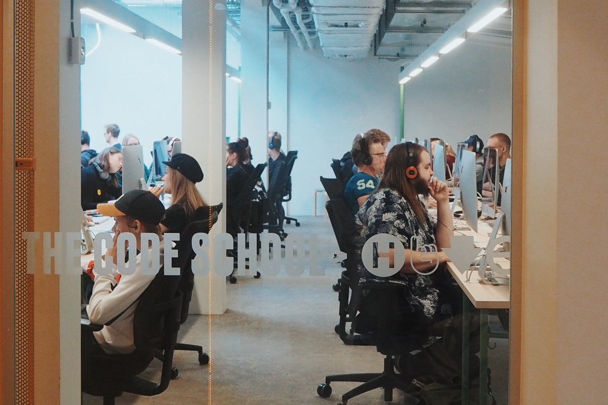 Selection results from the August Piscine are out! Congratulations 68 Swimmers who got accepted. This means that a total of 145 students will start their studies on October 14th - welcome to Hive! #HiveHelsinki