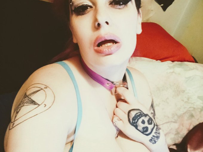 I'm online right now on skyprivate (live skype show). my private profile: https://t.co/AJAglx8rYt Please<a href="/tag/camgirl"class="tags"><span>#camgirl</span></a>