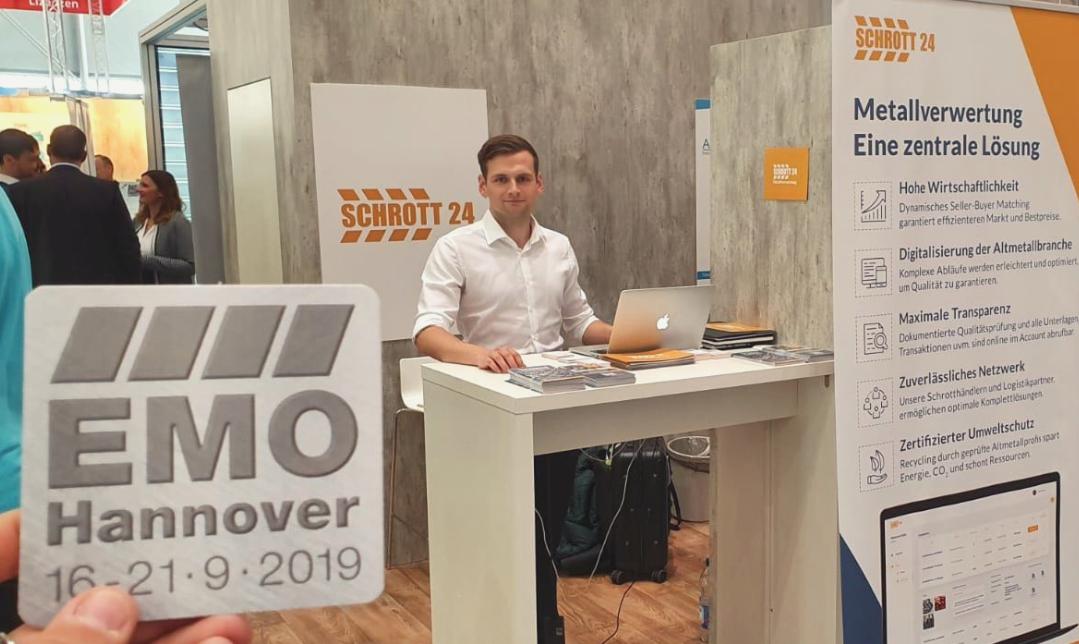 Besuchen Sie uns auf der EMO Hannover - Die Welt der Metallverarbeitung, bis zum 21. September. Zu finden sind wir in Halle 9 Stand A30.
😁 Kommen Sie vorbei und lernen uns persönlich kennen! 😁