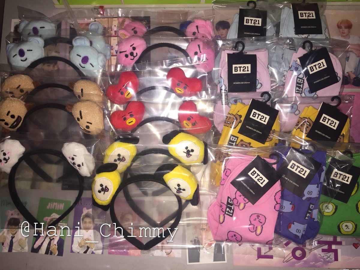Hani_chimmy's tweet photo. Hi love ❤️ in gonna attend these event this weekend so anyone who interest can dm me for reserved ya ~
💖every purchase item will receive a photostrip 🙈
#UtopiaOfSeptember 
#MoonBunnyWithLuv 
#NamjoonForPresidentInKL 
#GoldenMoonInMY https://t.co/m7DVxlnG0O