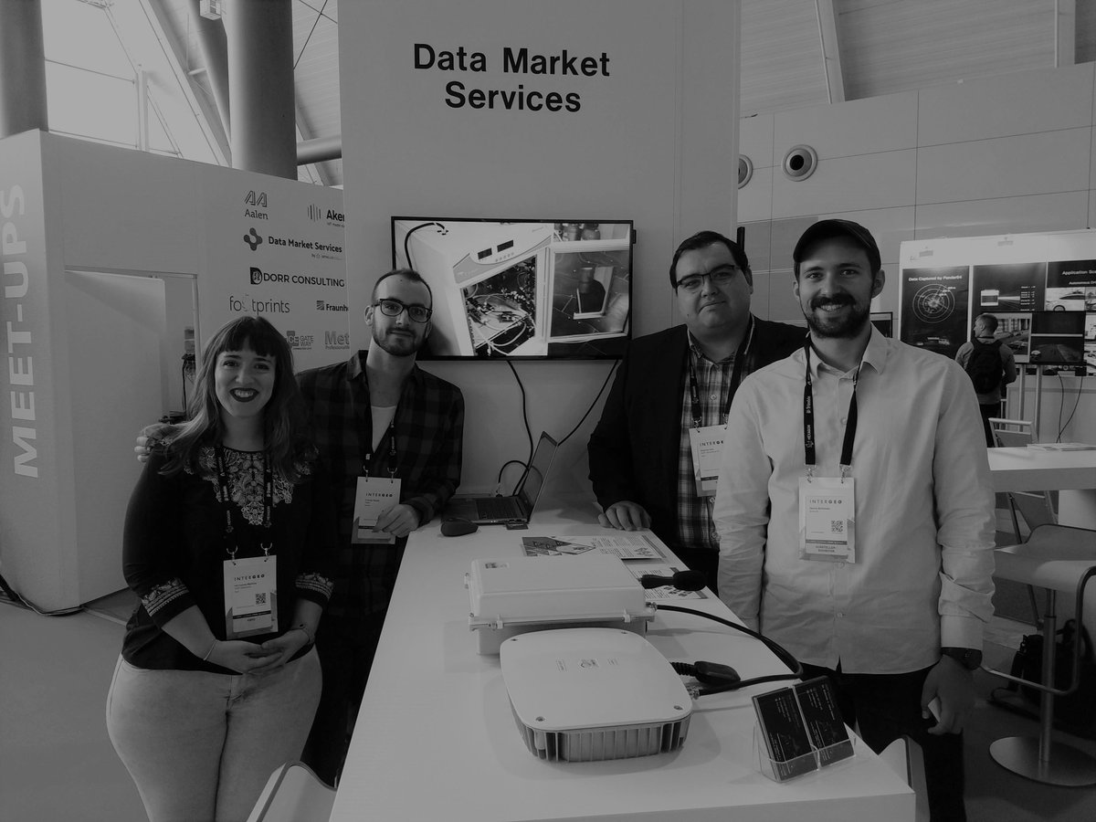 dmsaccelerator's tweet photo. Four start-ups represent #DataMarketServices in the @SCSEXPO exhibition that is taking place in #Stuttgart 🚀
Here we have the @HOPUbiquitous team at the expo 👏
#SCSEXPO https://t.co/T9kzZCcV8u