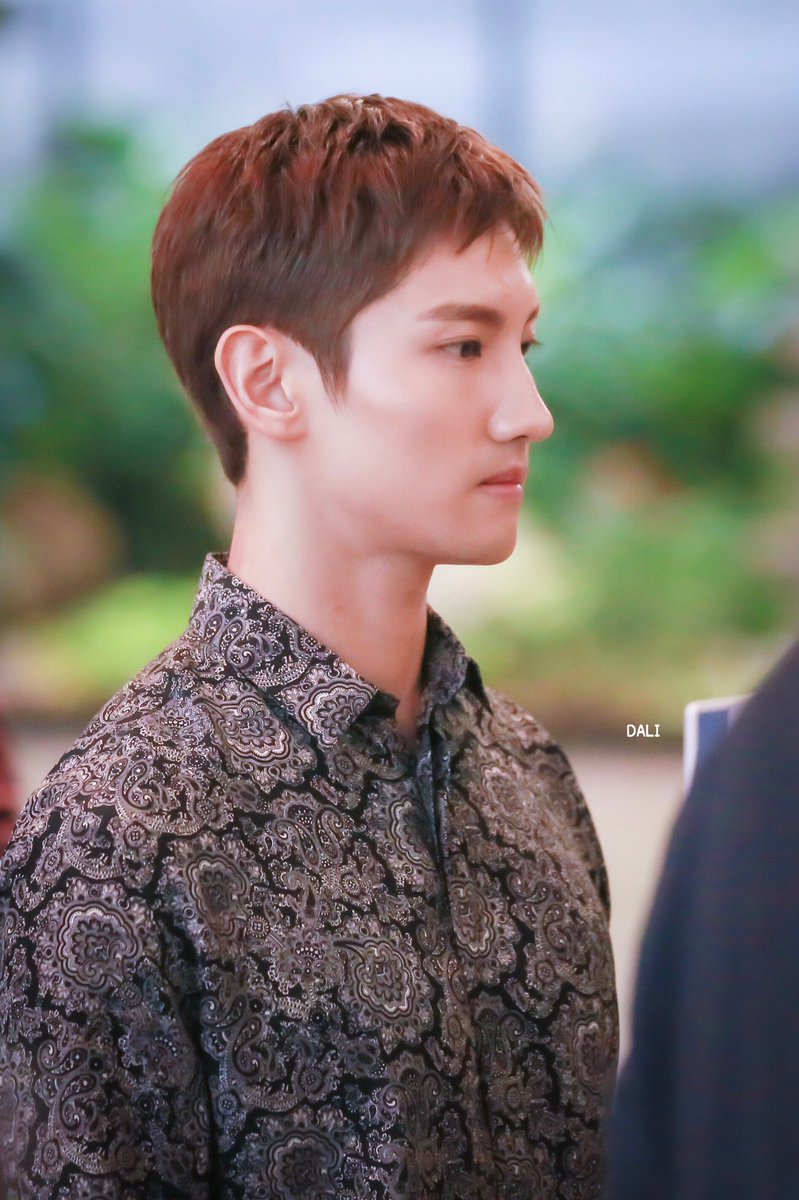 190918 김포출국 

#동방신기 #TVXQ #최강창민 #심창민 #changmin #チャンミン