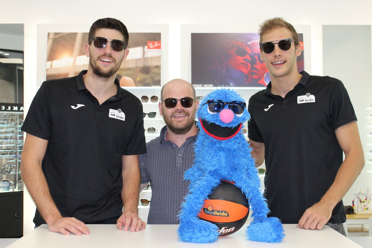 🤓 <a href="/Fer_sierra9/">Fernando Sierra Gala</a> i <a href="/Agusti_Sans/">Agusti Sans Valls</a> visiten #Federoptics, patrocinador oficial del Trofeu Ciutat de Lleida🏆🏀

📆Divendres, 20/09
🕘21h
🆚 <a href="/CBPHuesca/">C.B. Peñas Huesca</a>
 
🎫Abonats gratis
🎟Entrades: 5€

#ForçaLleida #LEBOr #LEBOro