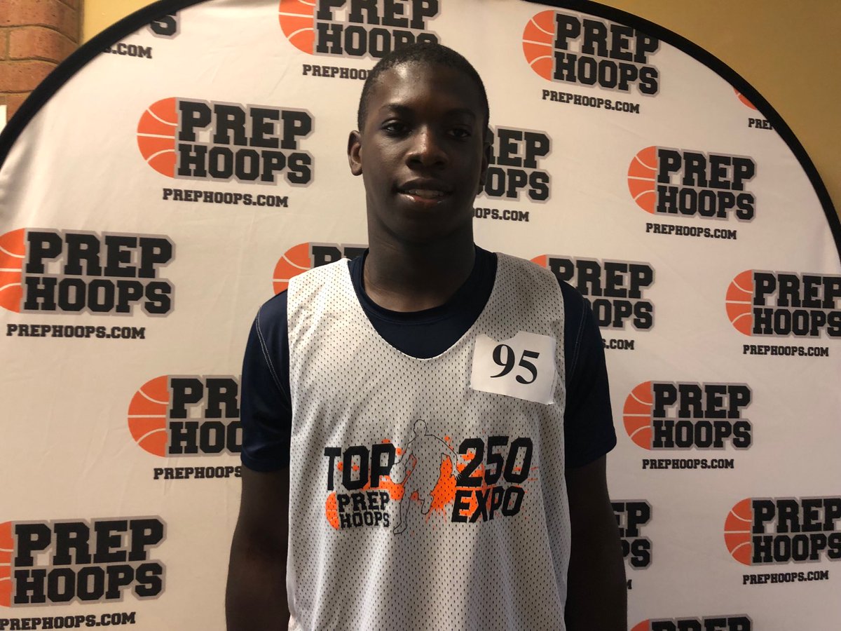 Malik Palmer (2020) is a dual sport athlete from Denmark-Olar HS. Palmer plays QB for the Vikings. Palmer was able to connect connect on some mid range jumpers and shared ball very well. #PrepHoops #PHTop250 #SwannysRoundballReview ⁦@malikplamer⁩ ⁦@UpwardStarsCola⁩