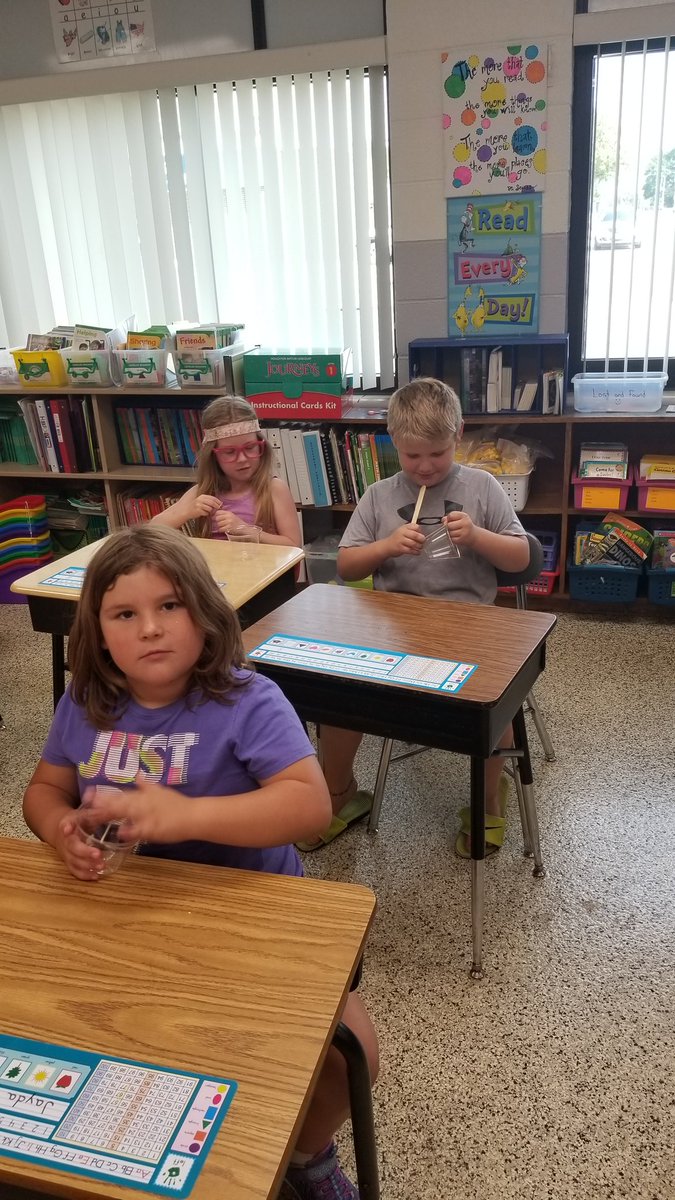 wickhamjkk's tweet photo. First graders explored what makes sounds yesterday! Noisy but fun! #NHTRIBE https://t.co/eQzmsyP0hH