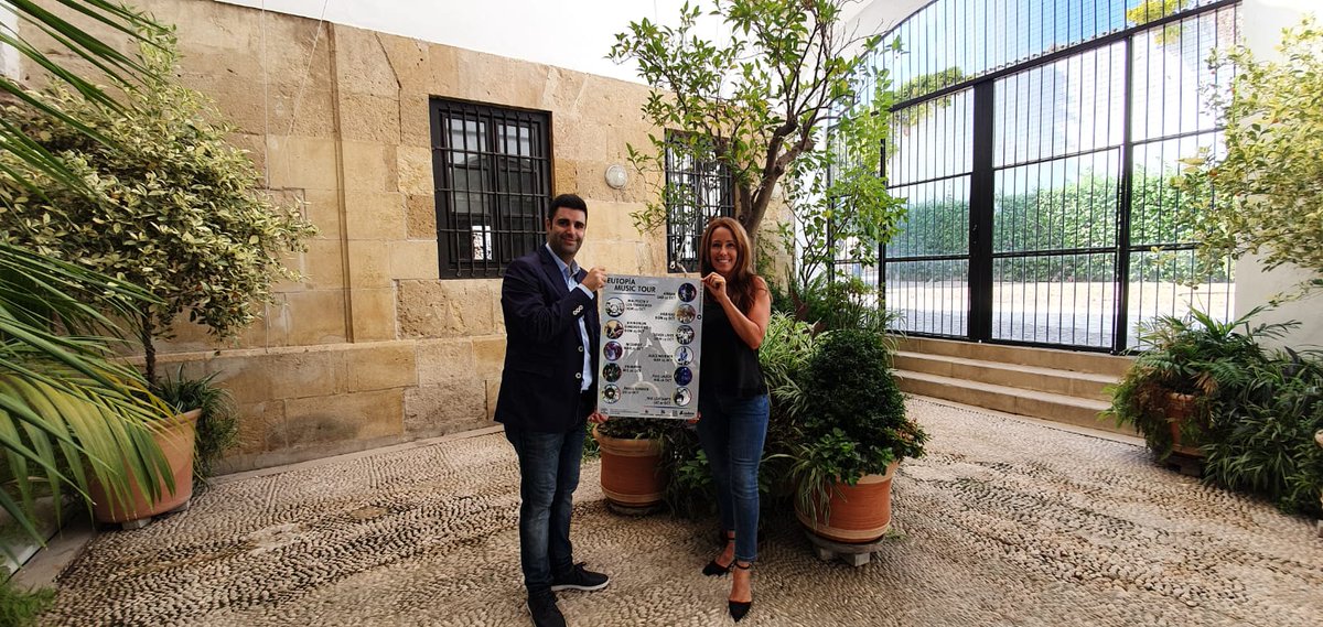 IAJuventud's tweet photo. Desde el @IAJuventud queremos agradecer al Ayuntamiento de Córdoba y a su Delegada de Juventud, Marian Aguilar, @marrider1976 la inestimable ayuda prestada en la preparación de Music Tour @eutopiafest música en sala de #eutopia2019 #CórdobaEsp @ayuncordoba_es @casajuventudcor https://t.co/ZCKtKdo3ax