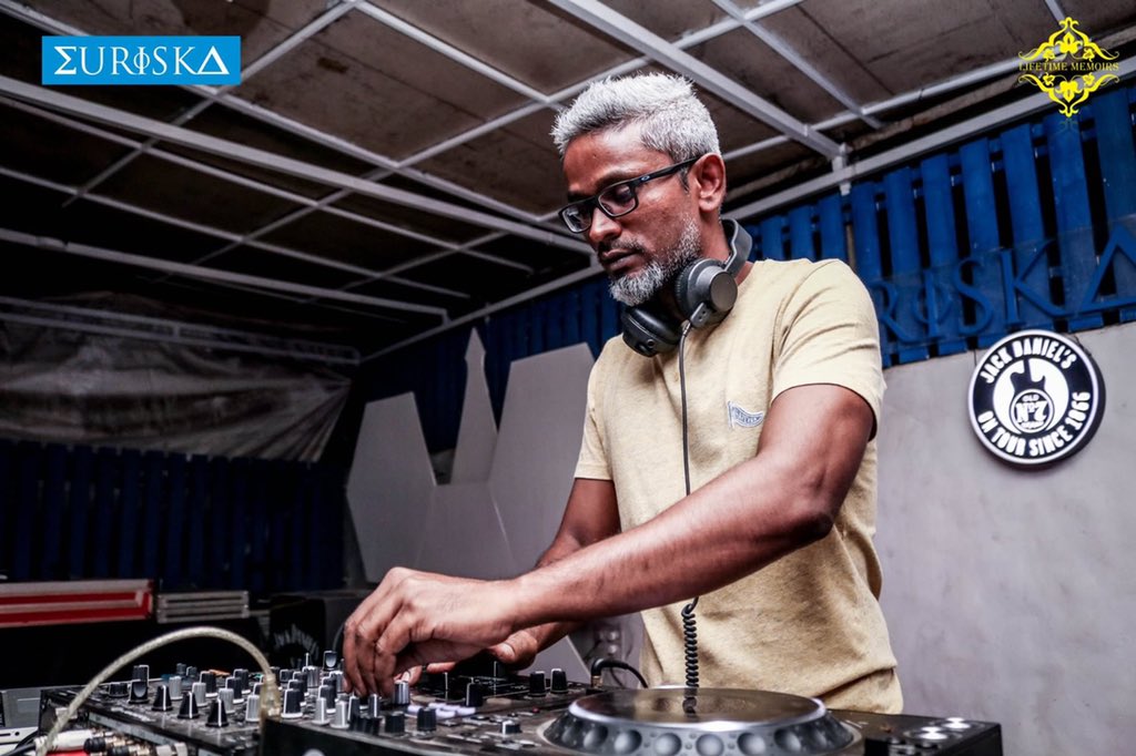 EuriskaIndia's tweet photo. The man is back with a bang this Sunday for the official after party of the #SWIGUnstable event at the races! 😀 Catch @murthovic live on the 22nd of September, 6 PM onwards. 

Call +91 90491 59911 | https://t.co/3gQsG0cWJj. #Euriska #Pune #Sunday #Sundowner #Sunset #TechnoMusic https://t.co/iySIPXCgP5