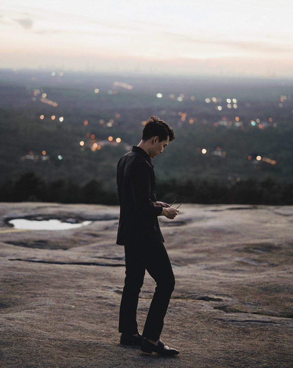 JetSetDior's tweet image. Let’s take a walk baby. No phones, just us.