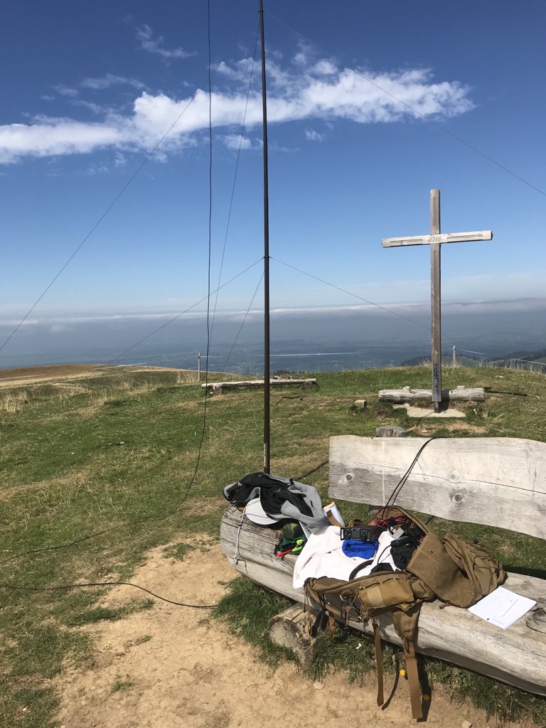 erikdewildt's tweet photo. Activating HB/FR-033 14.275 MHz #sota #hamradio https://t.co/P2TPSRbHVC