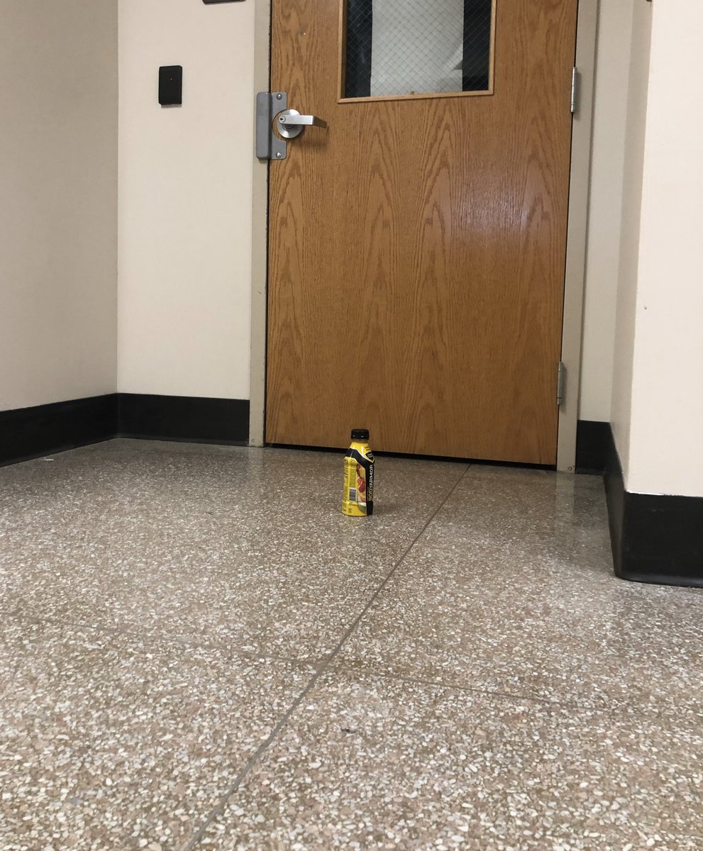 mrhalesci's tweet image. What time does class start?  #whereisthecan #notcloseenough #keepitclean #lonelybottle