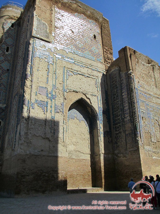 CA_Travel's tweet photo. ✨💎The Palace of Ak-Saray - The Residence of Tamerlane in Shakhrisabz
⁉️ Ak-Saray Palace is one of the most magnificent monuments of the Timurids of the XIV - XV centuries, erected in the city of Kesh (Shakhrisabz).
🔍 https://t.co/ncMCJgYgnm

#AkSaray #shakhrisabz #uzbekistan https://t.co/RXfhdi0lAJ
