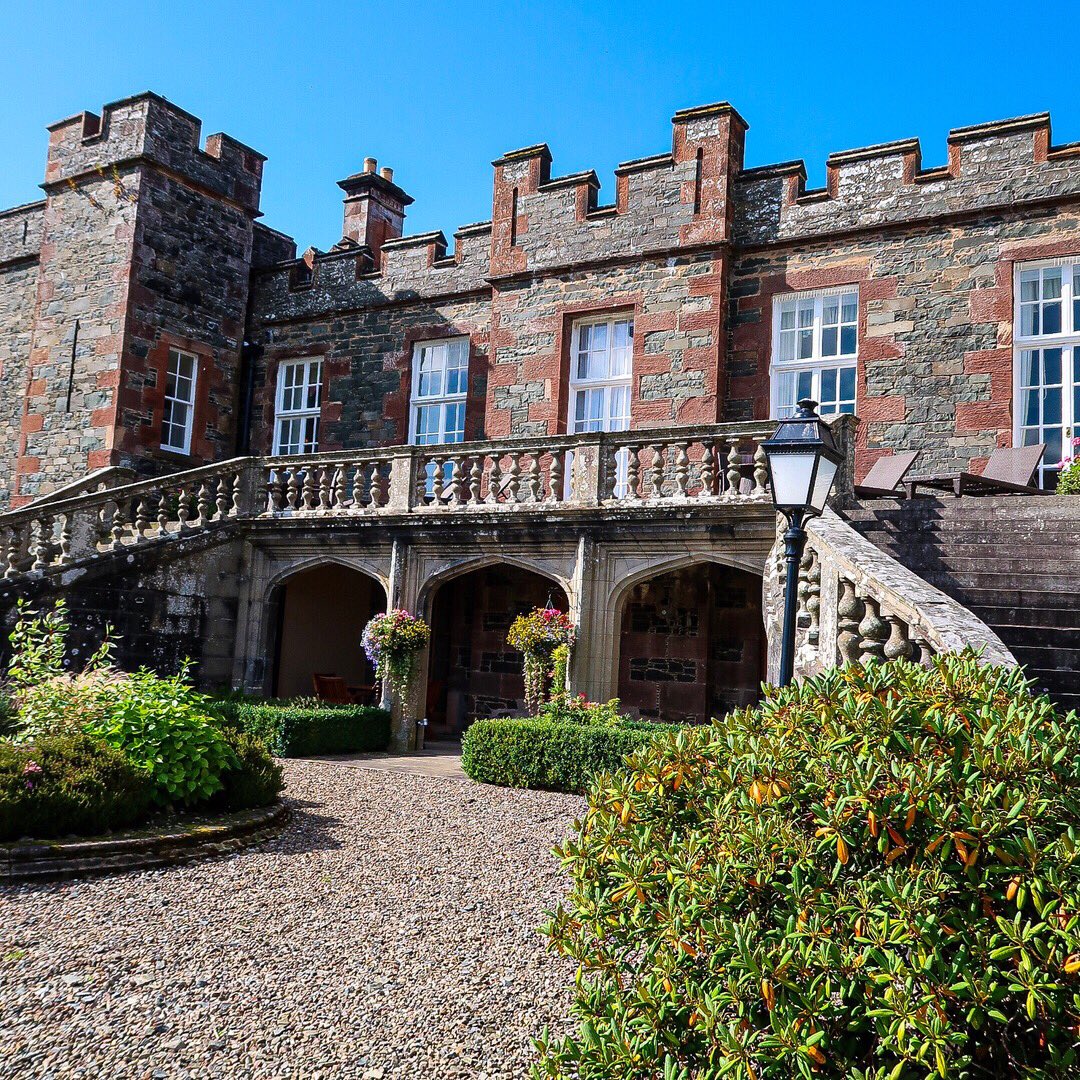 stobocastle's tweet photo. The award-winning Stobo Castle is the ultimate escape where one can indulge in a luxurious haven, unwind and enjoy some of the finest hospitality and first class service that Scotland has to offer. #SoStobo https://t.co/Q6Zoc5CQly