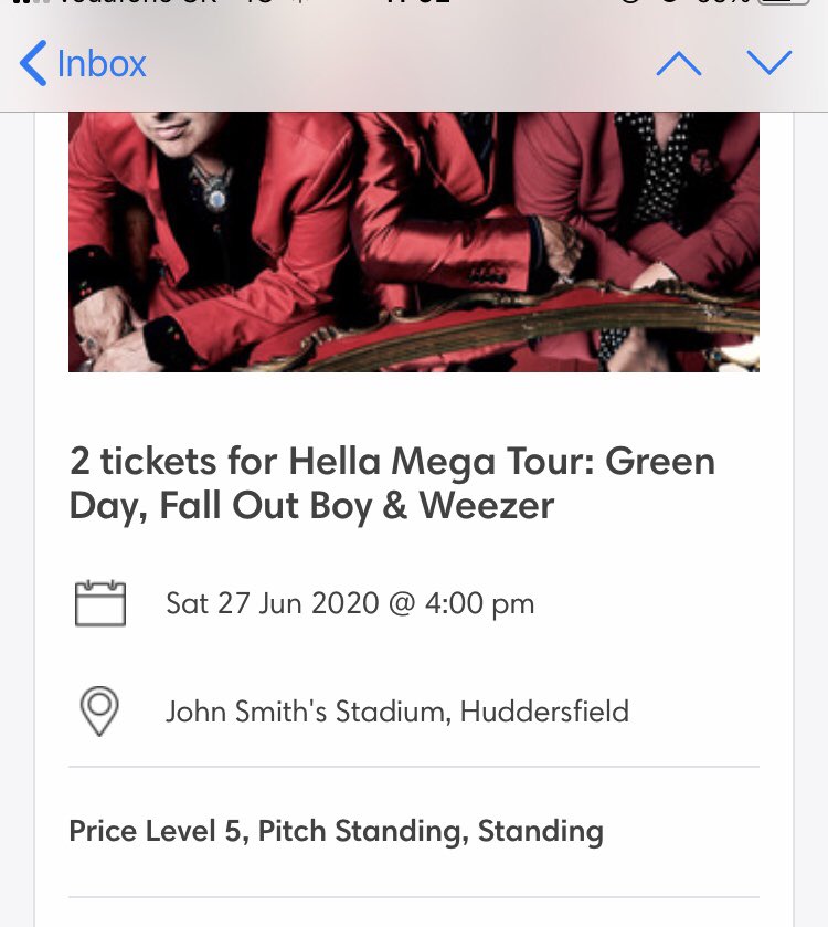 nicihotspur's tweet photo. Oh hell yes this is happening, boom #HellaMegaTour @GreenDay @falloutboy @Weezer @HellaMegaTour literally can’t wait for this https://t.co/eV2mSxNzc2
