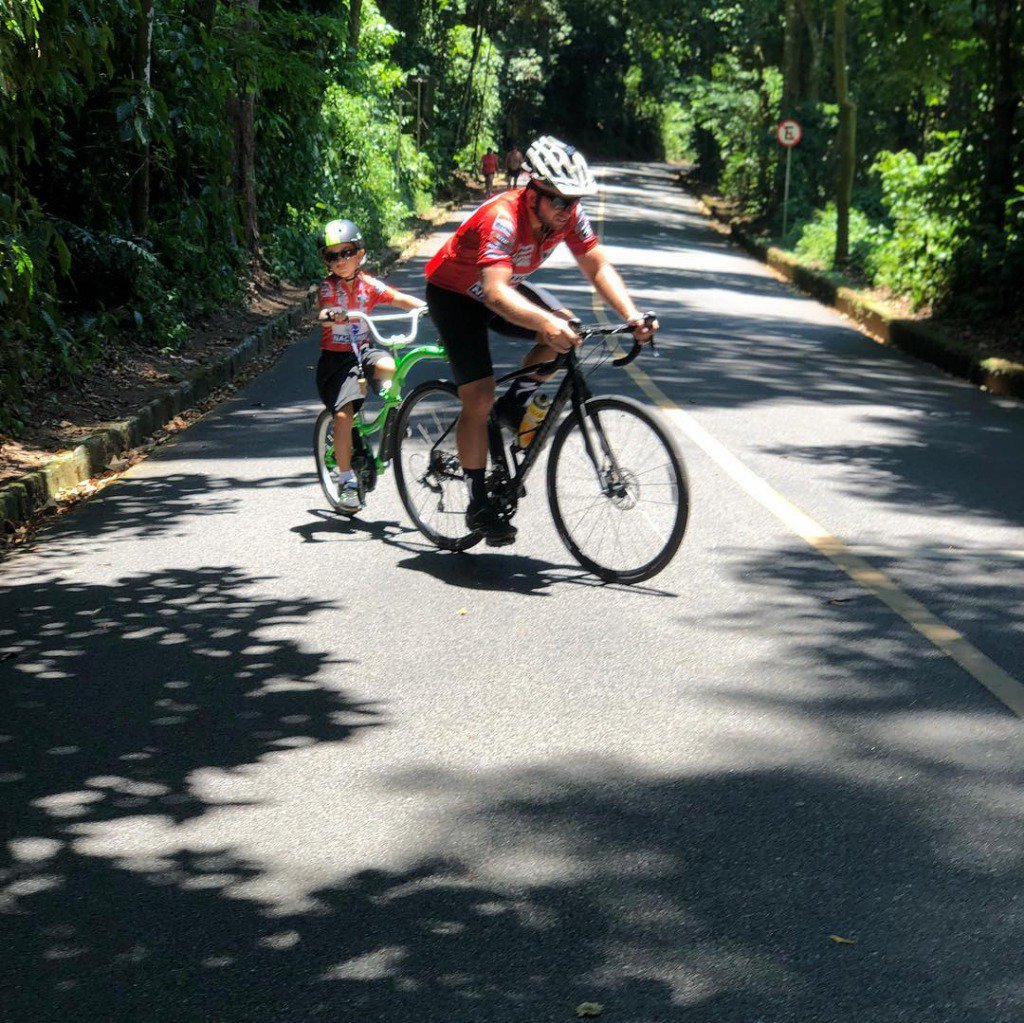 WeerideSpain's tweet photo. 🗨 "Juntos somos más fuertes" 💪🏻
Desde Brasil, compartimos estas fotos de nuestros WeeRiders disfrutando del deporte con la Co-Pilot. 🚲

Descubre todos los modelos en 👉 https://t.co/wVHQqjINrk

📸 patrickmoreira_ #WeeRide #JuntosMolaMás https://t.co/gK3UajinVG