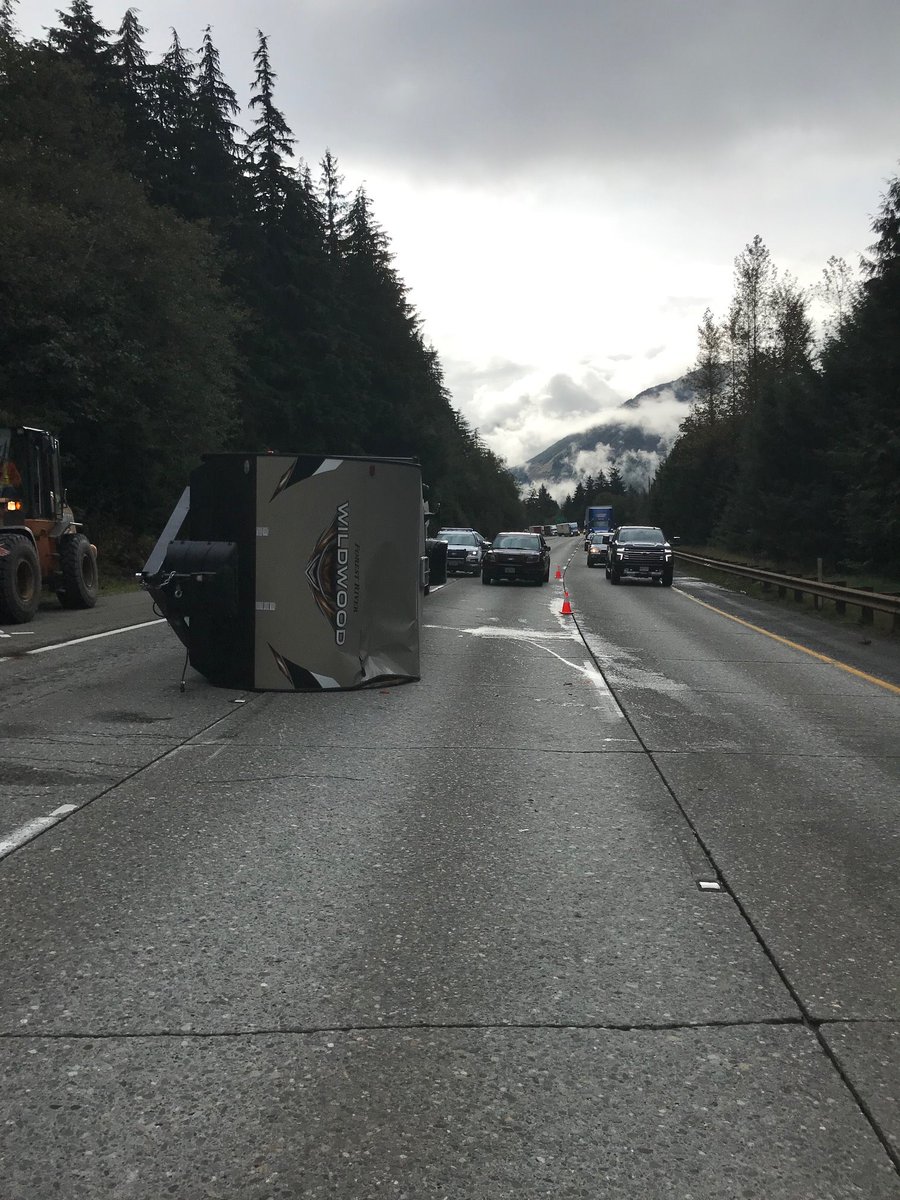 wspd2pio's tweet image. #TrafficAlert WB I-90 at MP 42.  This was lost and ended up like this.  No other vehicles involved and no injuries.  Two lanes getting by.  #UseCaution through the area.