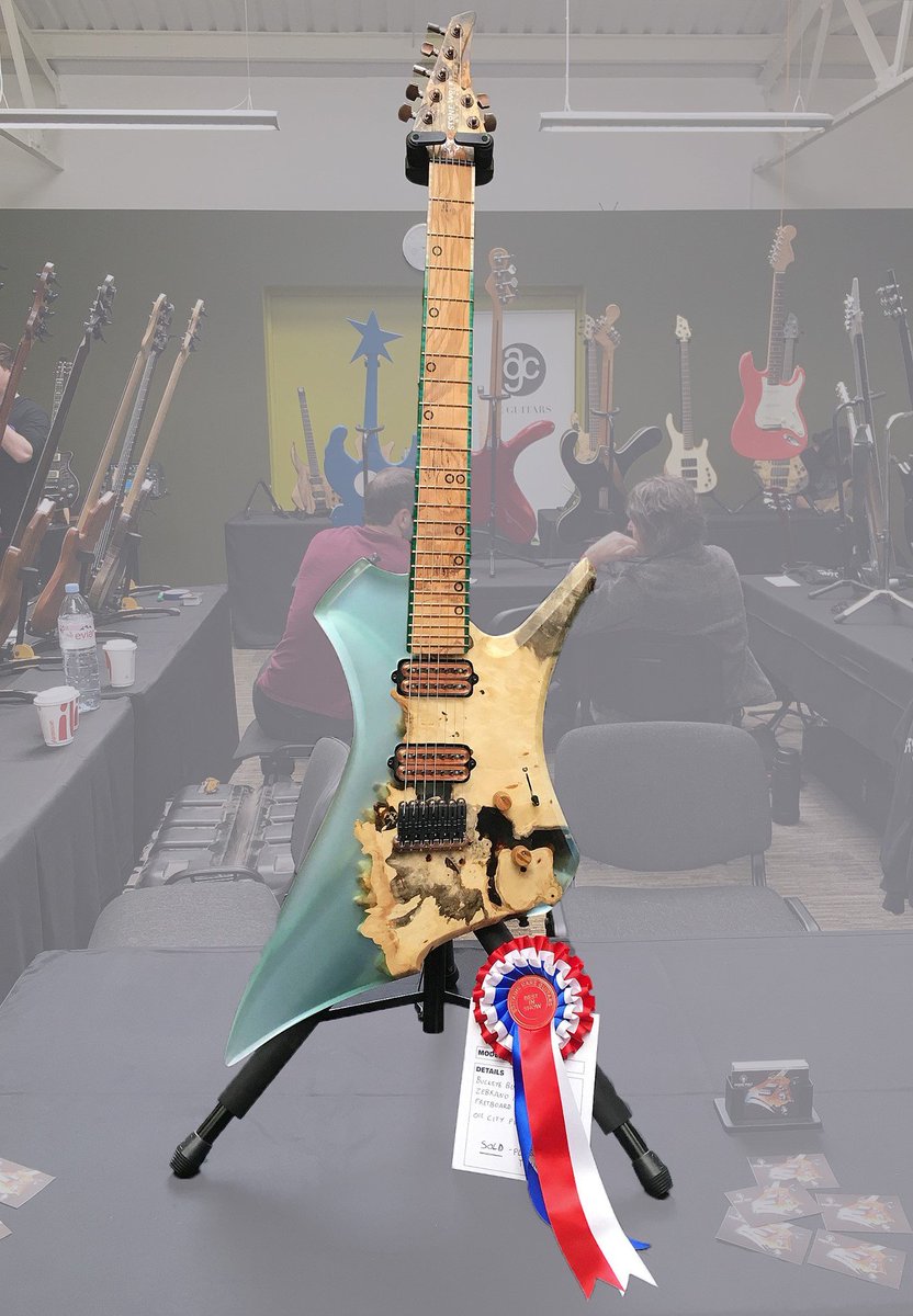Not usually one to blow our own trumpets ... mainly cos we haven't got one... but here's a nice #shiny Best In Show 'Post 70s Solid' #award for our Hammerhead from Britains Rare Guitars facebook.com/Britainsraregu…