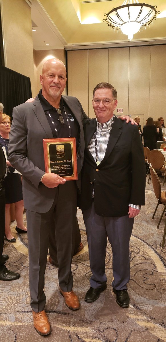 Accruit's tweet photo. @Accruit  is proud of our managing director @max1031x, receiving an award for his outstanding #leadership and years of service at the #FEA2019annual. https://t.co/liOREbeyCi