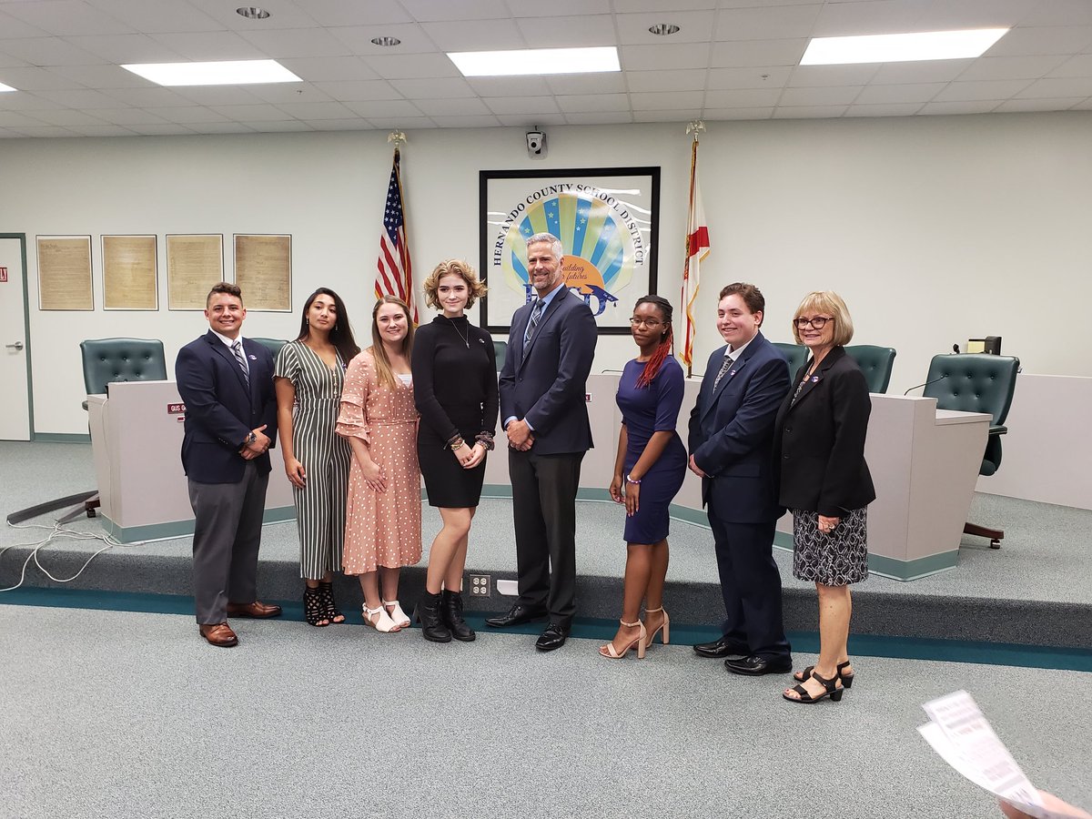 MrsLaPlatney's tweet photo. Congratulations to our Senior Student Representative, Sophia Torres!
It was an honor to represent Westside this morning in the student delegate vote! #westsidetigers #foreverfierce #studentdelegates #studentgovernment https://t.co/pZVhMBhBZC