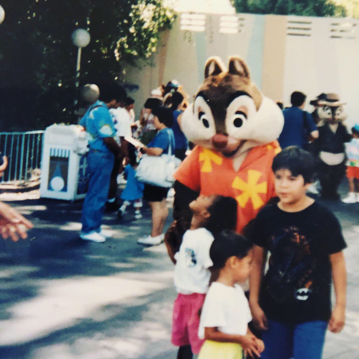 Celebrating 30 years of “Chip ‘n’ Dale Rescue Rangers” with this throwback of me meeting Dale at Disneyland in 1992! #ChipNDale #RescueRangers #Disneyland #DisneyAfternoon #Throwback #1990s