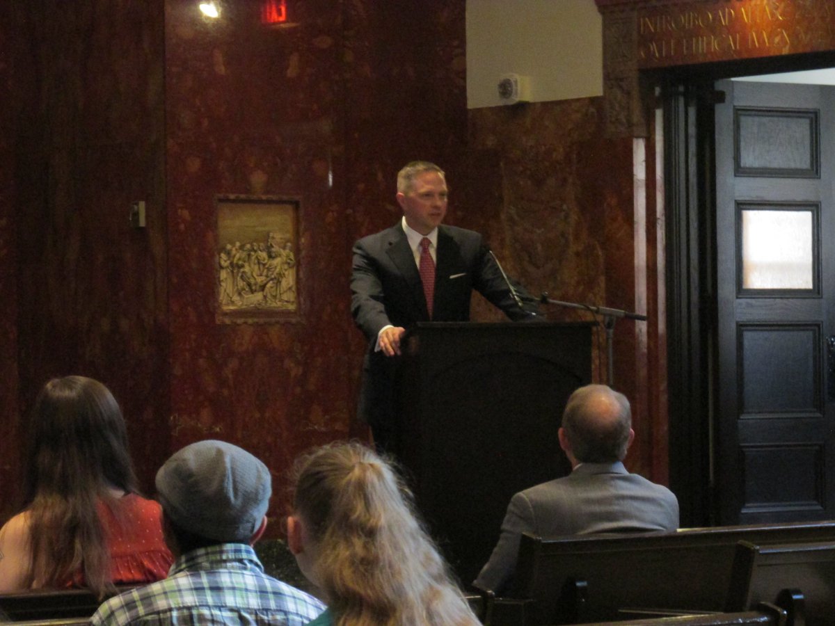 UNWHist_Pol's tweet photo. We were proud to host Anders Folk, First Assistant U.S. Attorney for MN, for Constitution Day yesterday. Here at @NorthwesternMN, students have the opportunity to study the development of constitutions across history, from Athens the present. https://t.co/S5bKRIa97A