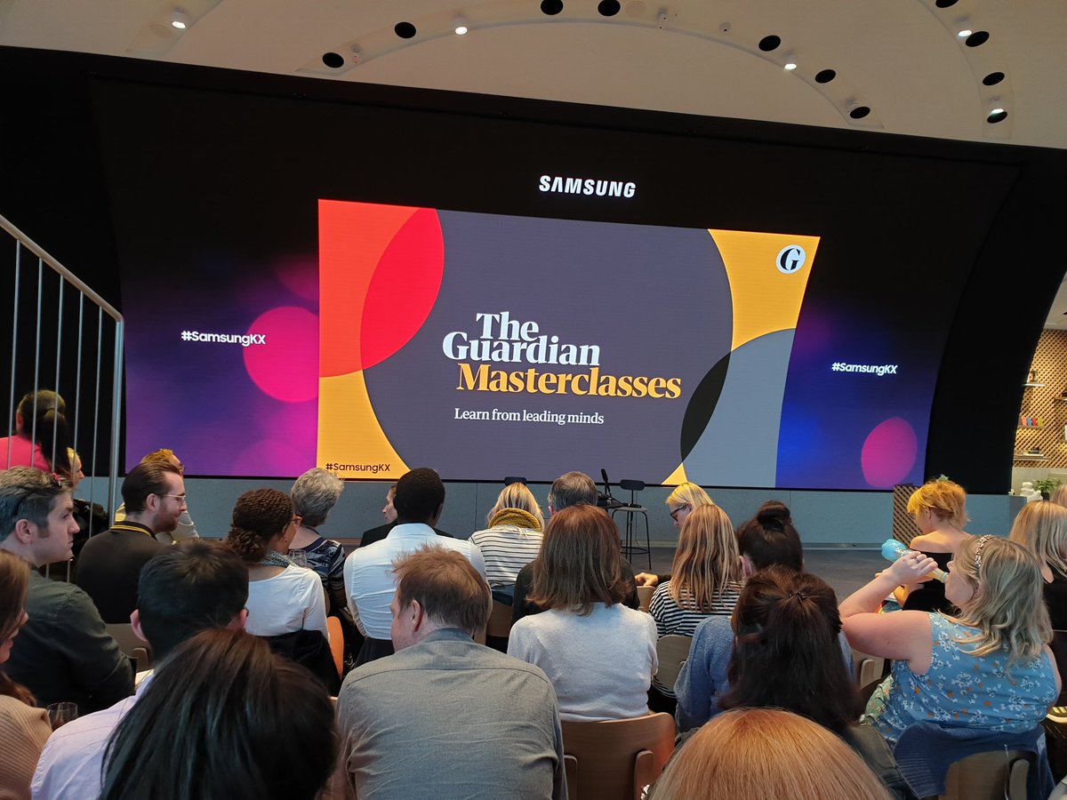 DaniCarlucci's tweet photo. Full house at #SamsungKX this evening for @guardianclasses. Not a bad view either! https://t.co/3xLwX0k0M2