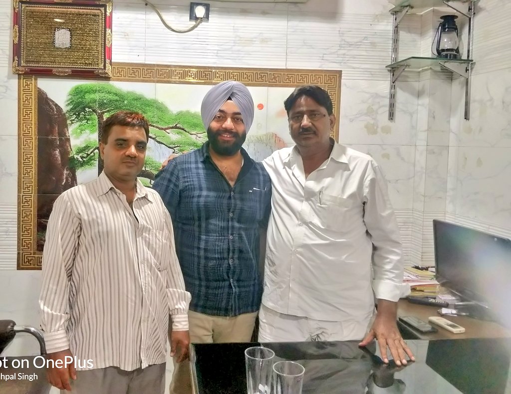 SukhpalSinghRg's tweet image. उपमुख्यमंत्री @msisodiaजी ने दिल्ली मे #EntrepreneurshipProgram शुरू किया है
जिसमे सरकारीस्कूलों के बच्चे सिर्फ जॉब करने वाले न बनकर,जॉब देने वाले भी बने,इस उद्देश्य से राजौरी गार्डन के विभिन्न कार्यक्षेत्र के Businessmans को #motivationalspeaker के तौर पर इस Program के साथ जोड़ा
