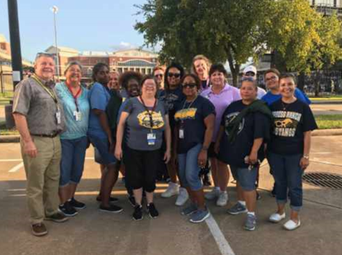 CFISDbus's tweet photo. Two amazing Football Teams, One excited Transportation Center!!! #CFISDspirit #BarkerTransportation #CypressRanch #LanghamCreek https://t.co/vwvTBUfvXT