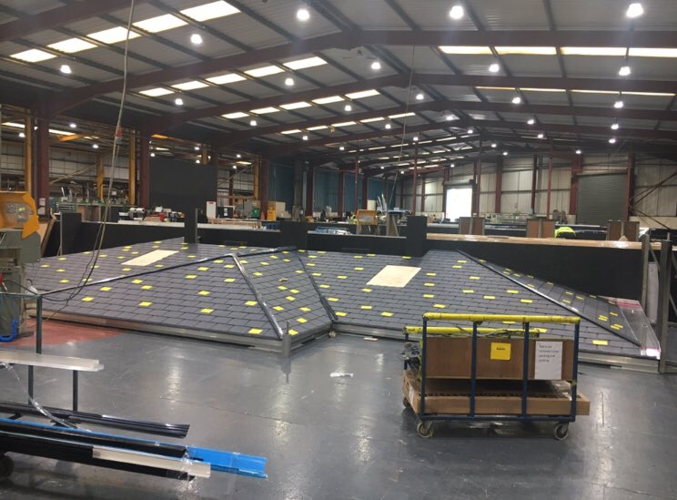 CraigKeighley's tweet image. Aha... so that’s where it went 👏🏻! Fantastic installation, a stunning example of what can be achieved and not a tie bar in sight.  @UltraluxWindow Congratulations on winning this months competition #ultraroof #extensions Great work 👏🏻