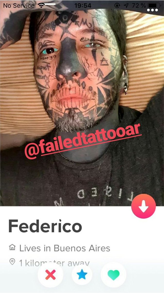 failedtattooar's tweet photo. Se le explotó una bic en la cara #style https://t.co/ndillTWK0N