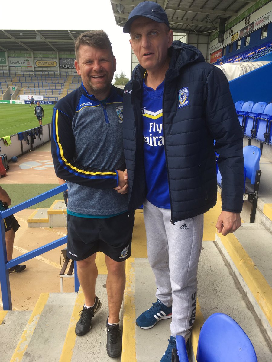 Special moment for <a href="/Nj02run/">Nick jones</a>  today. Watching the Wolves team run before the game tmrw 💛💙 #makingmemories #breakfromchemo